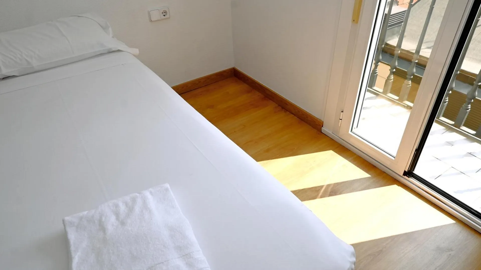 Apartment Homenfun Barcelona Gracia Spain